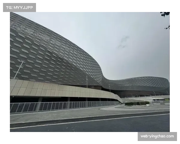 特写：成都凤凰山专业足球场的赛后“演唱会式”互动已成文化IP